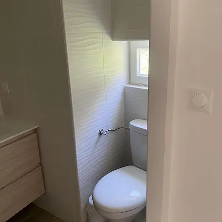 Bel Au Coeur Du Village De *