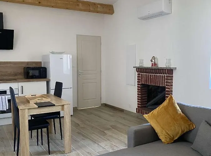 Bel Au Coeur Du Village De