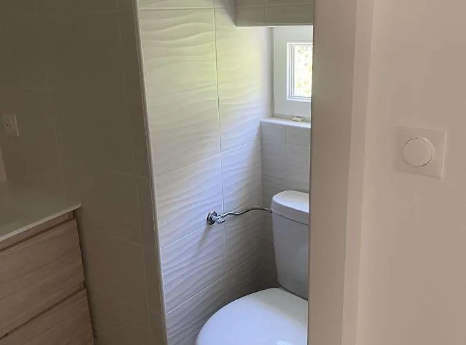 Bel Au Coeur Du Village De *